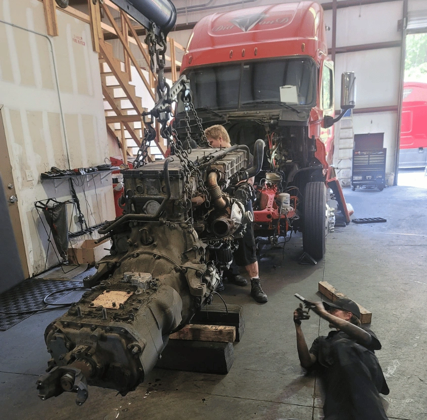 Cheap Detroit Truck Repair Near San Antonio