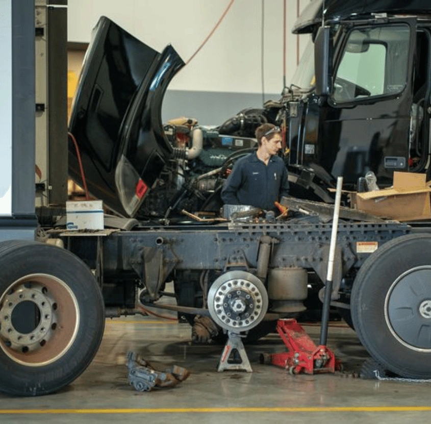 Emergency Flatbed Truck Repair in San Antonio, TX