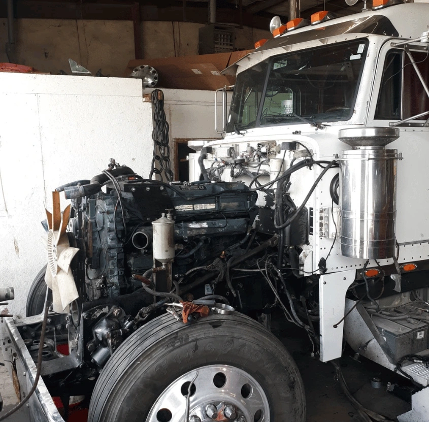 Cheap Heavy Duty Truck Towing Repair Service Near San Antonio