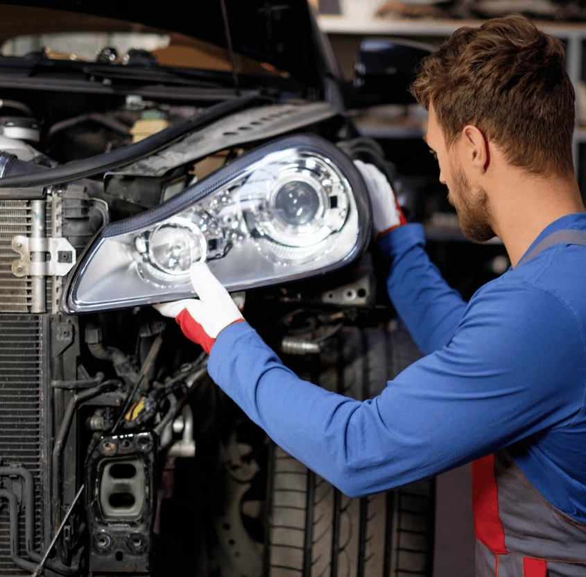 Trusted Truck Head Lamp Tail Light Replacement Services in San Antonio